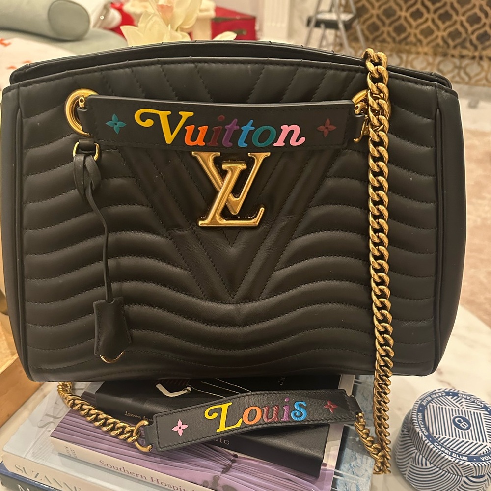 Authentic calf skin black Louis Vuitton New Wave bag Wave bag. Box & dust bag
